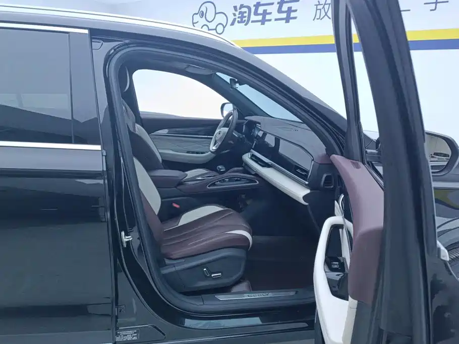 Geely Xingyue L — миниатюра 8