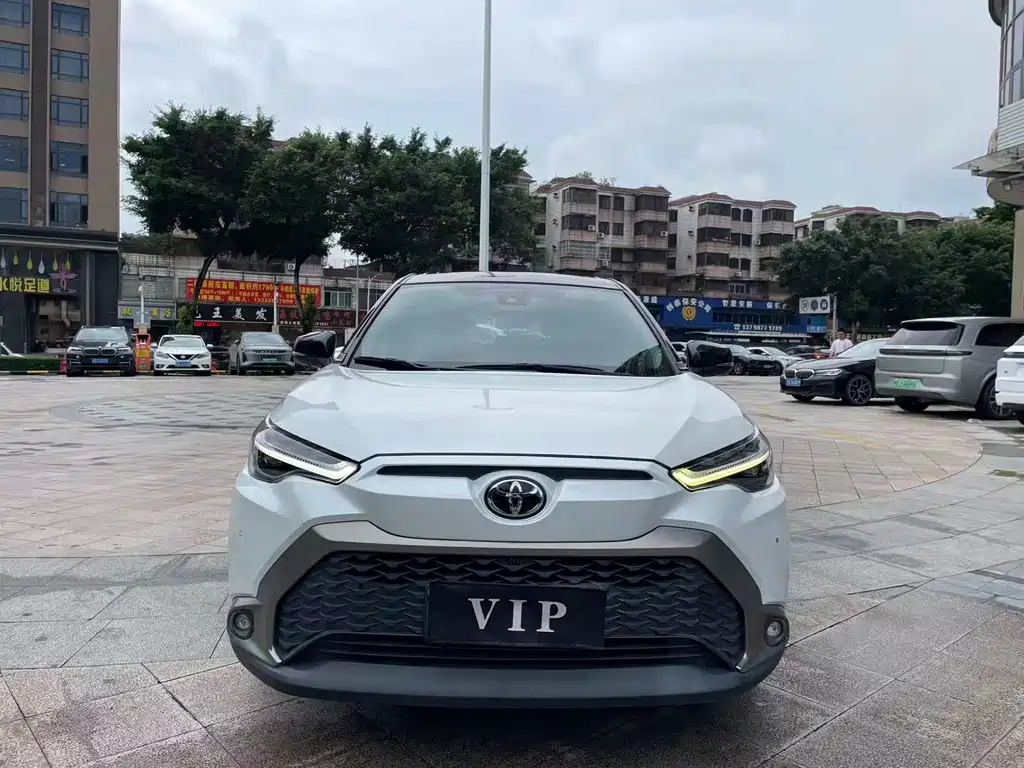 Toyota Frontlander — миниатюра 2