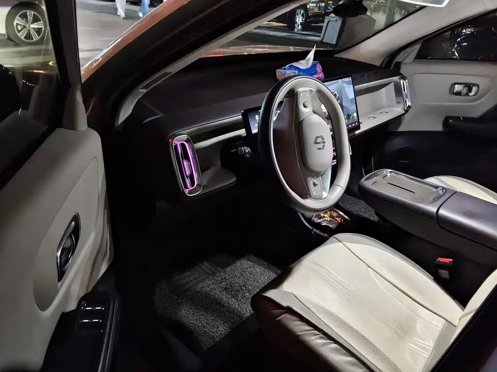 Leapmotor Leapmotor B10 — миниатюра 4