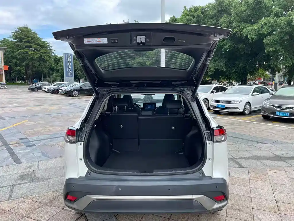 Toyota Frontlander — миниатюра 27