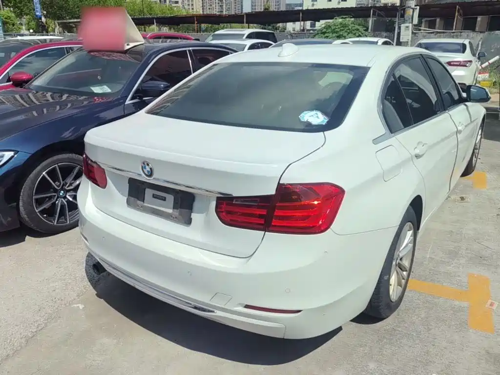 BMW 3 Series — миниатюра 7