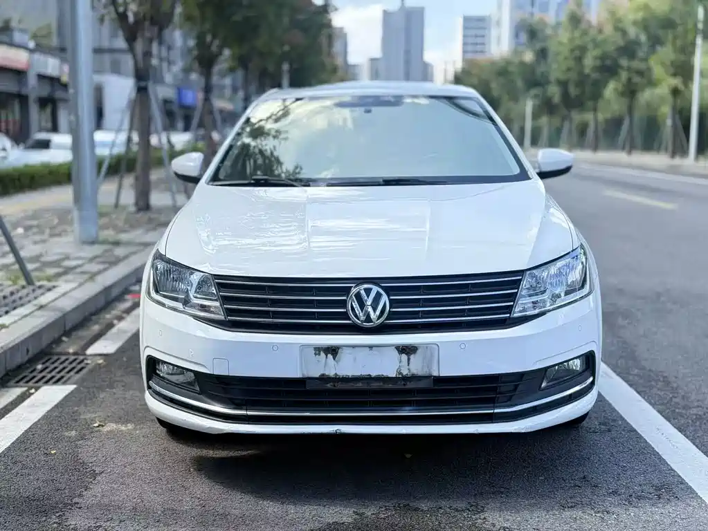 Volkswagen Lavida — миниатюра 2