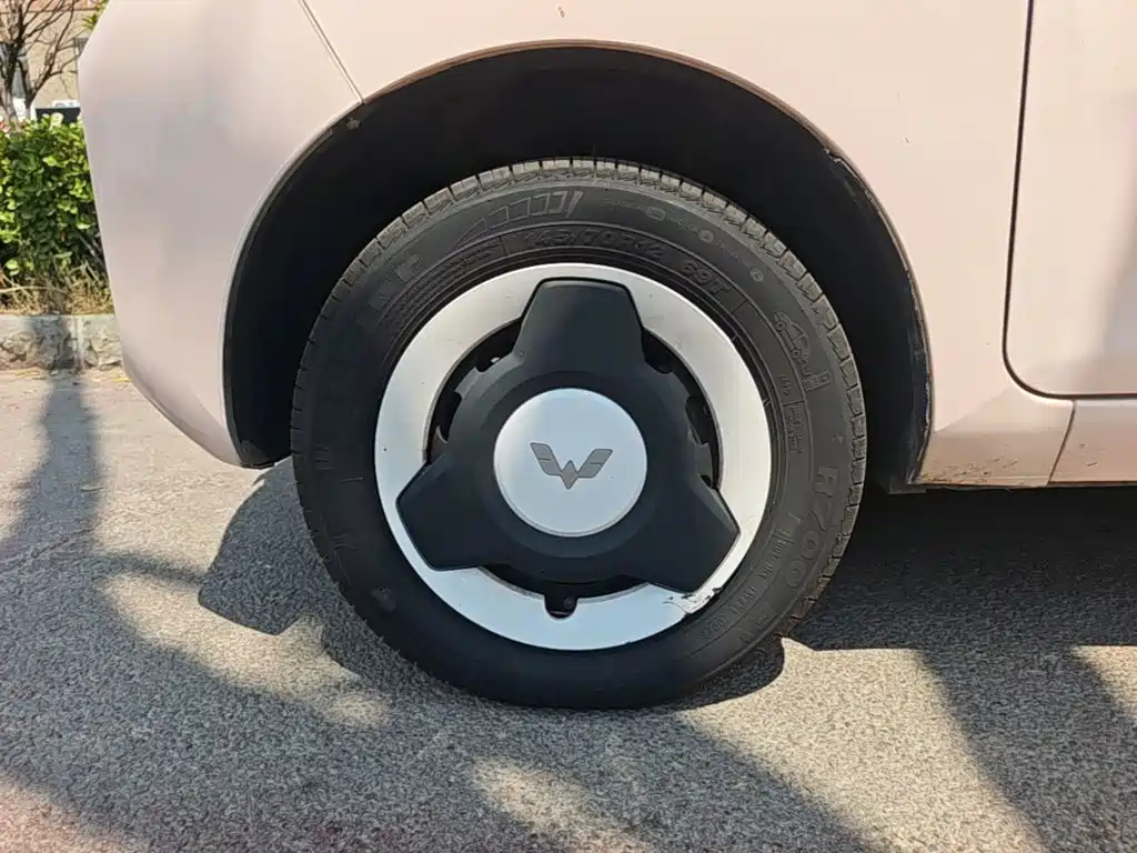Wuling MINIEV — миниатюра 23
