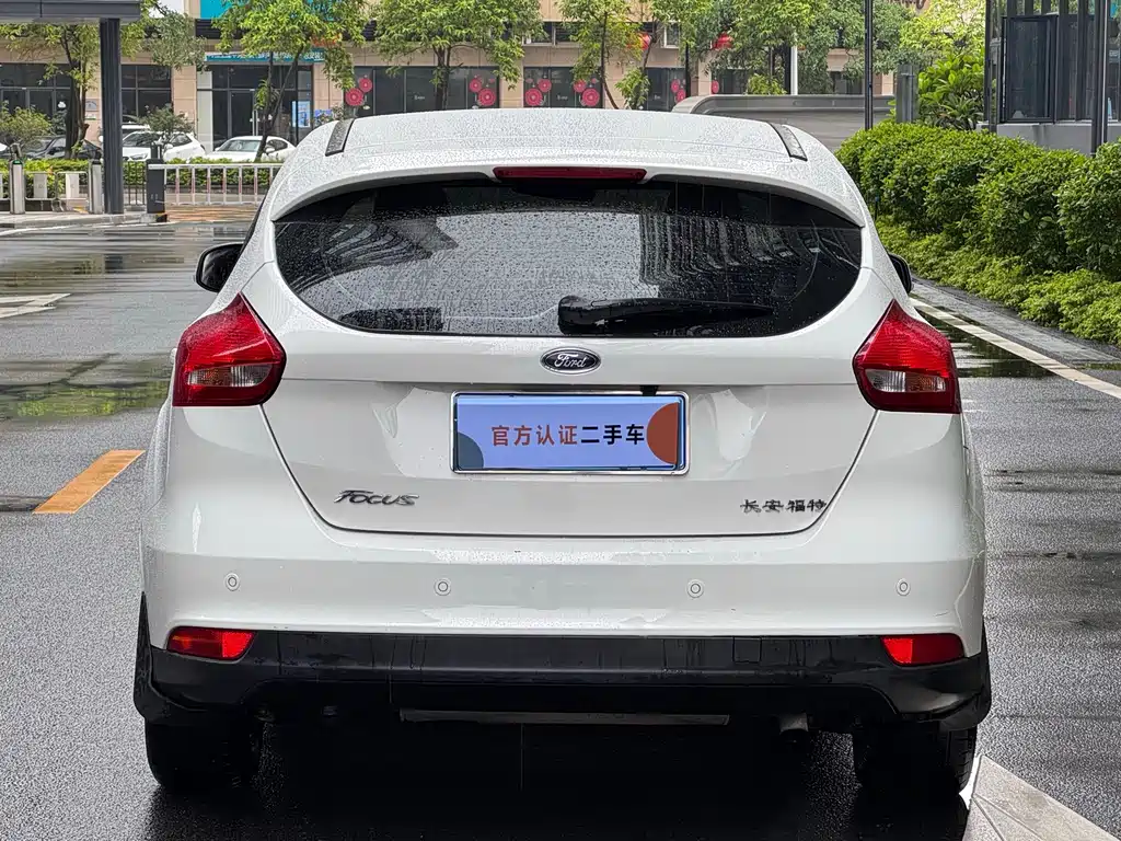 Ford Focus — миниатюра 5