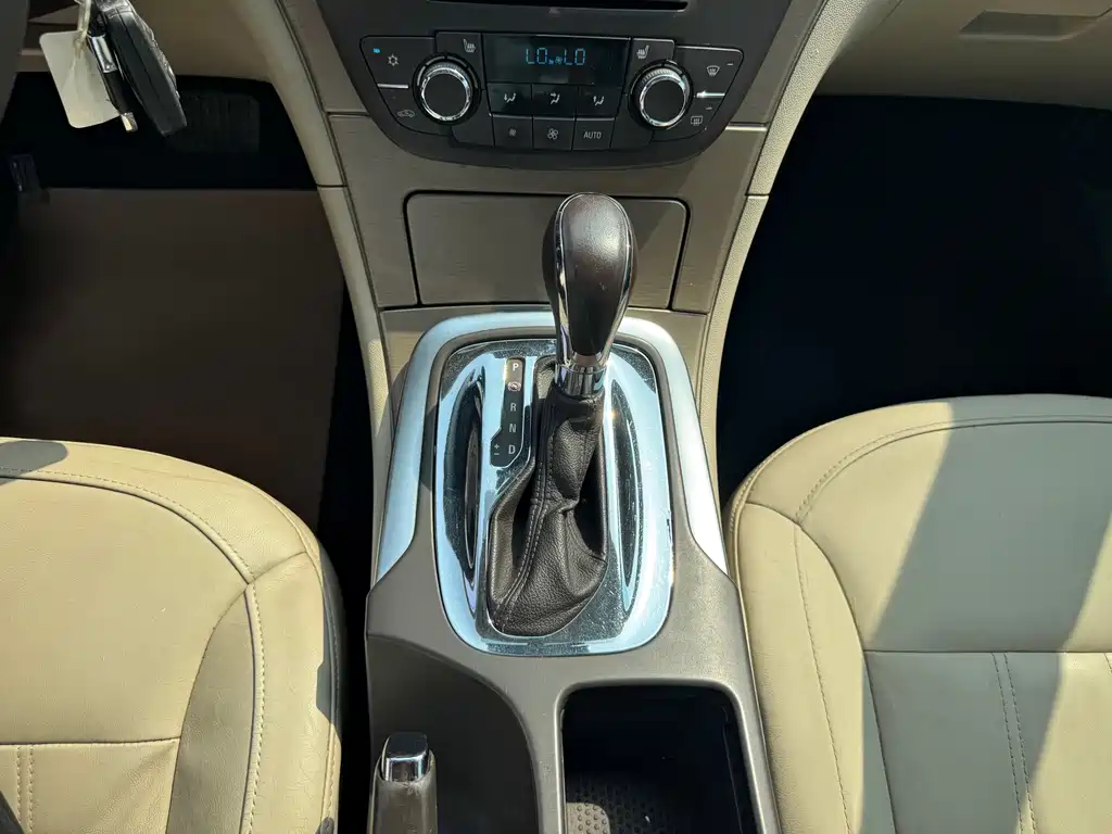 Buick Regal — миниатюра 17