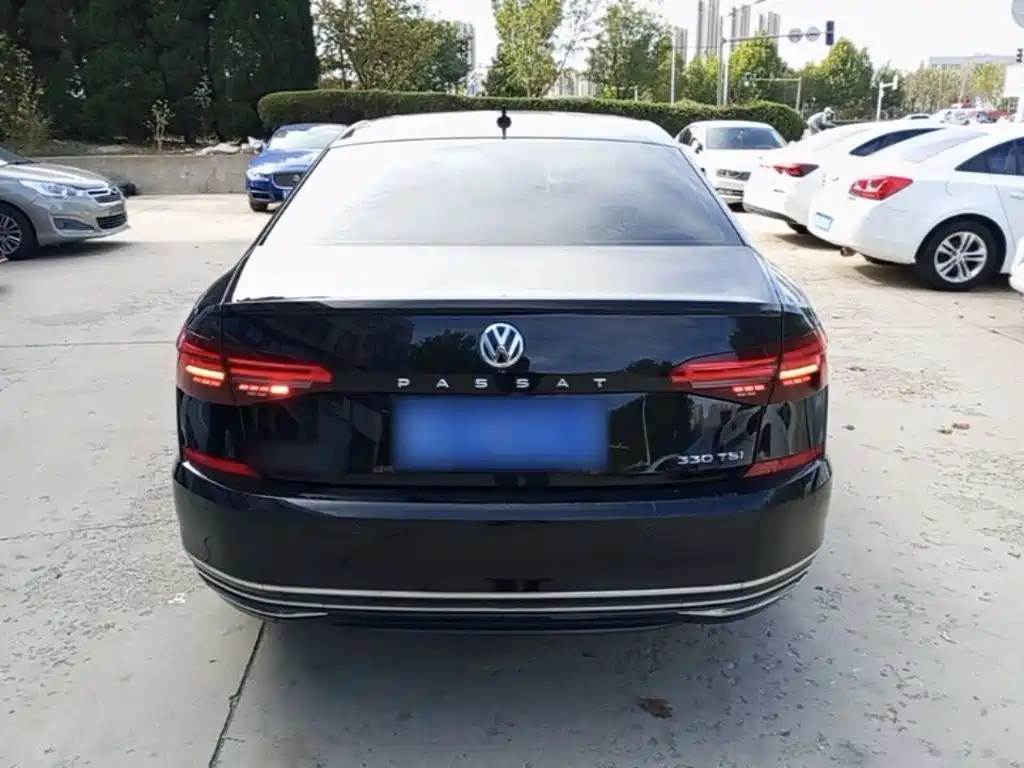 Volkswagen Passat — миниатюра 6