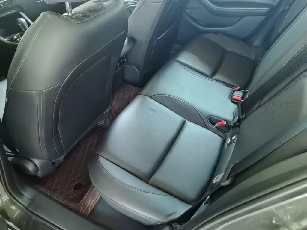 Mazda 3 Axela — миниатюра 17