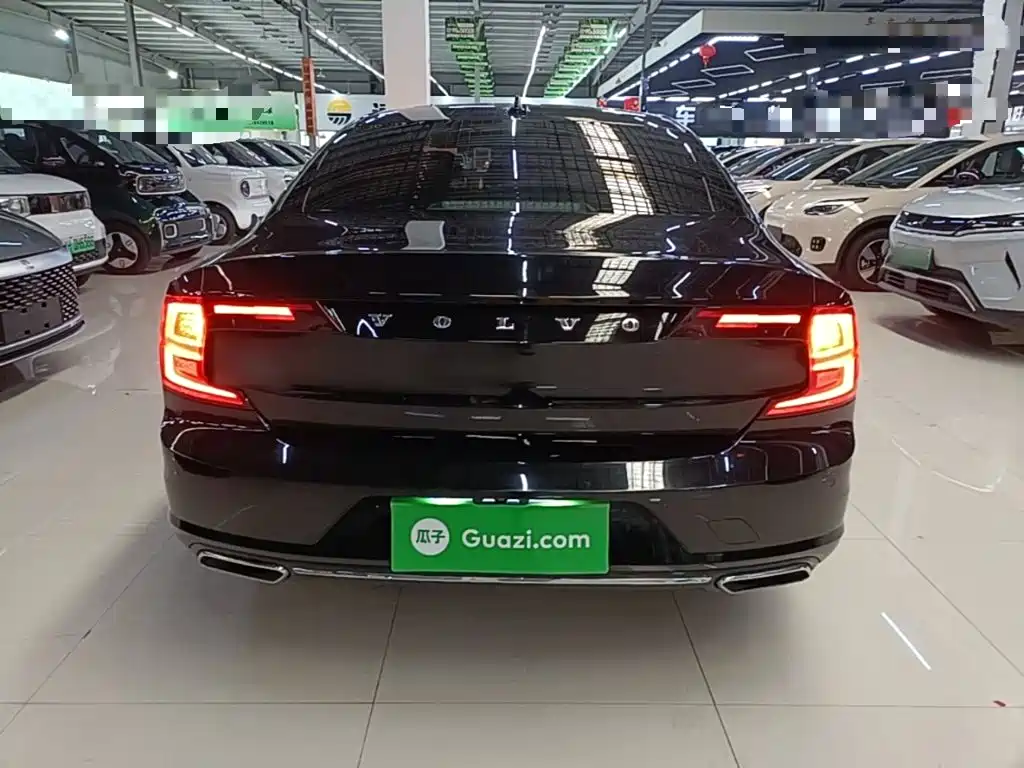Volvo S90 — миниатюра 6