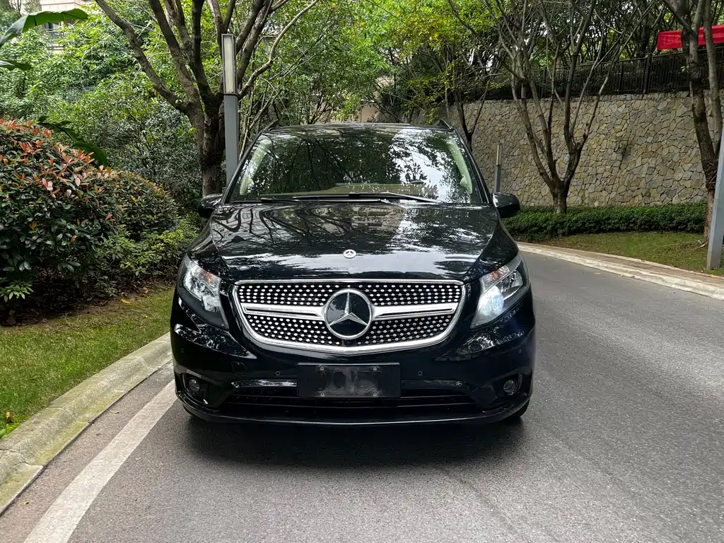 Mercedes-Benz Vito — миниатюра 2