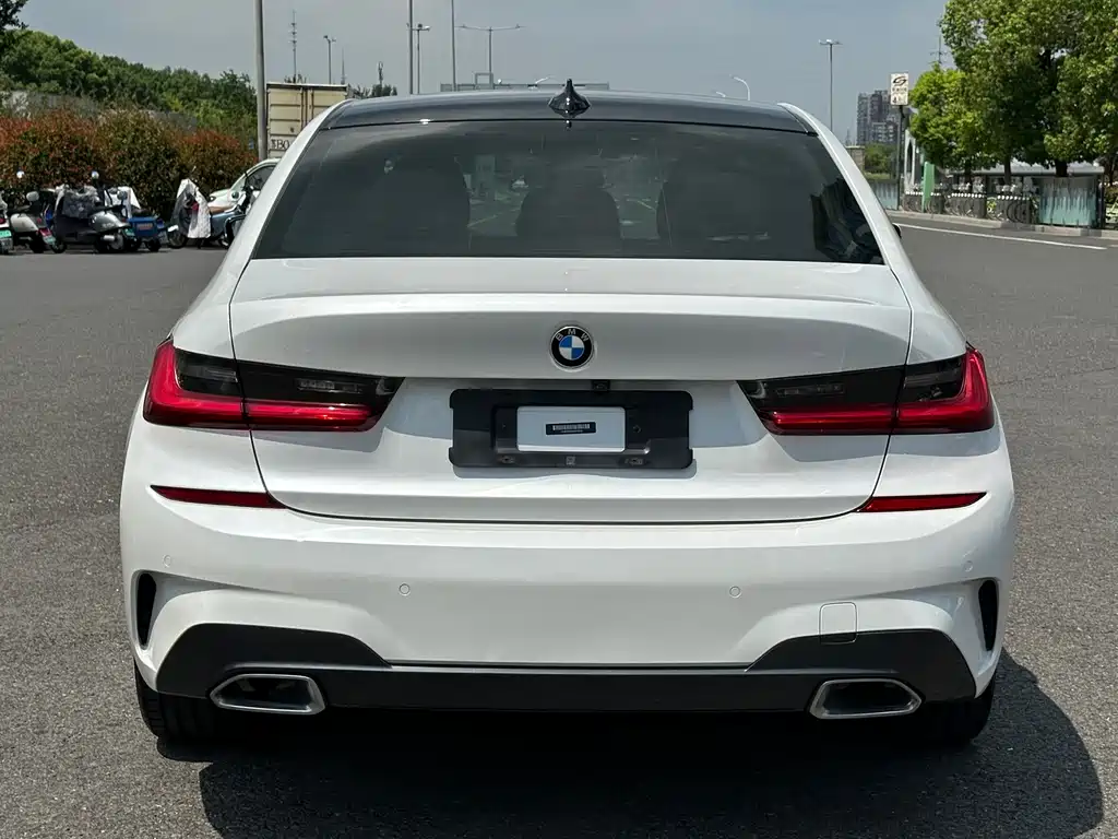 BMW 3 Series — миниатюра 5