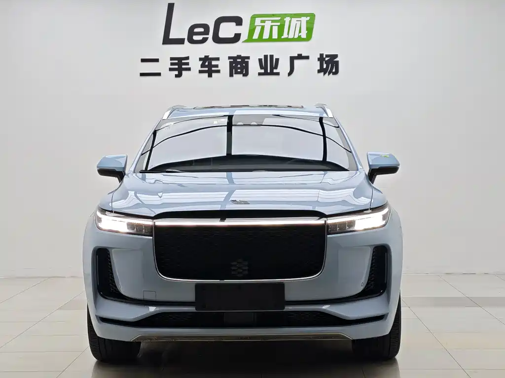 Li Auto Li ONE — миниатюра 2
