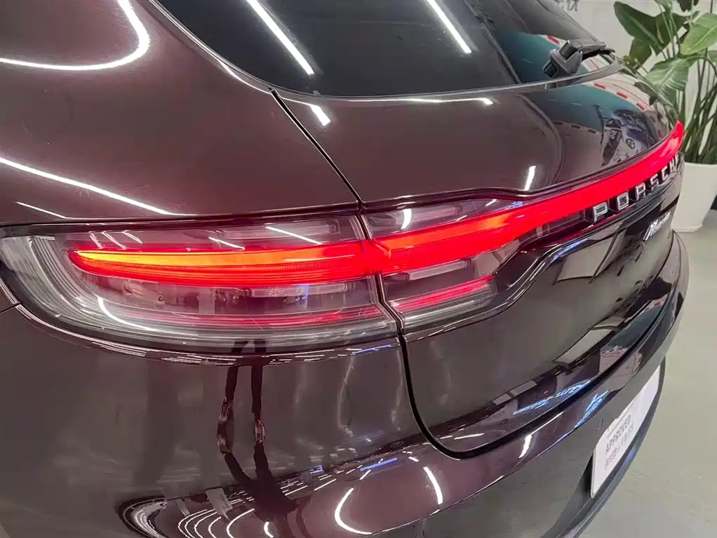 Porsche Macan — миниатюра 7