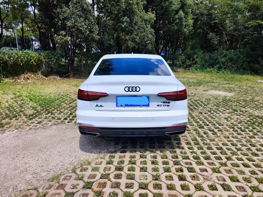 Audi A4L — миниатюра 12