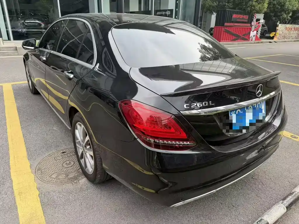 Mercedes-Benz C-Class — миниатюра 4