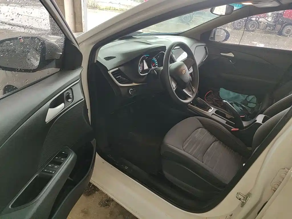 Chevrolet Cavalier — миниатюра 16