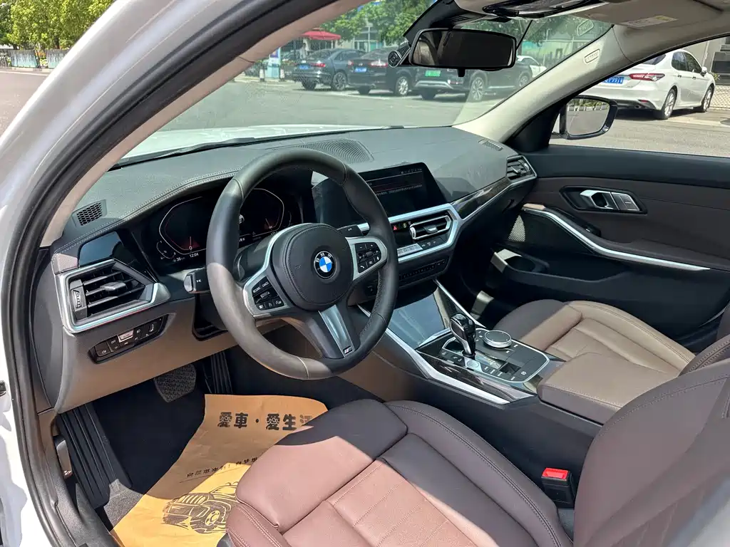 BMW 3 Series — миниатюра 11