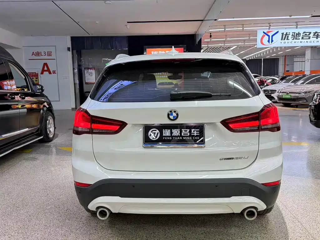 BMW X1 — миниатюра 5