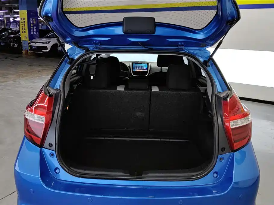Toyota Yaris L Zhixuan YARiS L 2020 1.5L CVT Lead