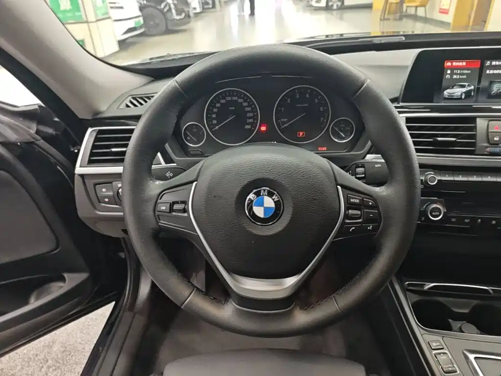 BMW 3 Series GT — миниатюра 11