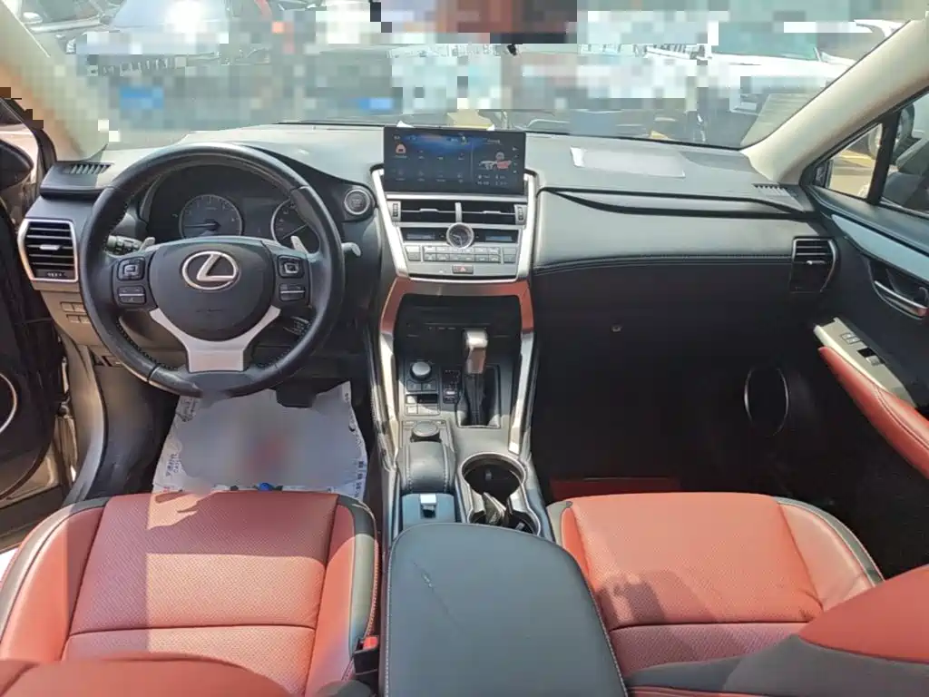 Lexus NX — миниатюра 10