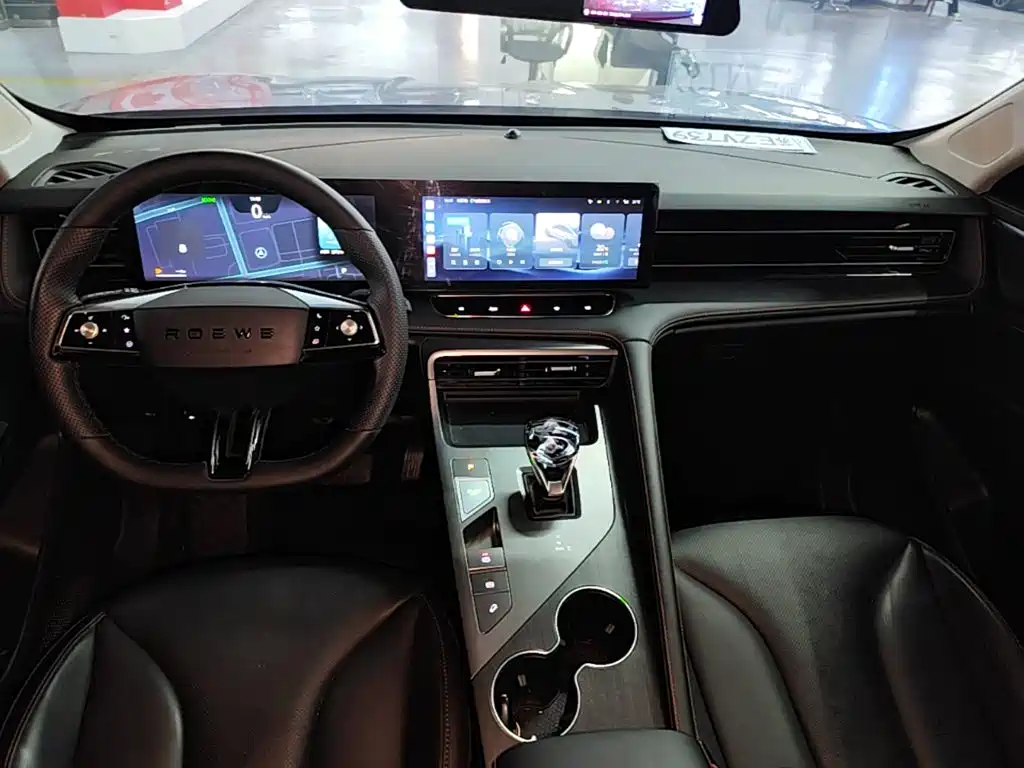 Roewe RX5 — миниатюра 10