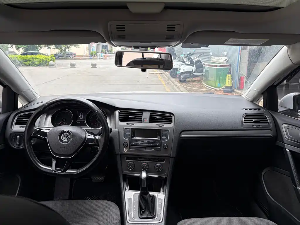 Volkswagen Golf — миниатюра 7