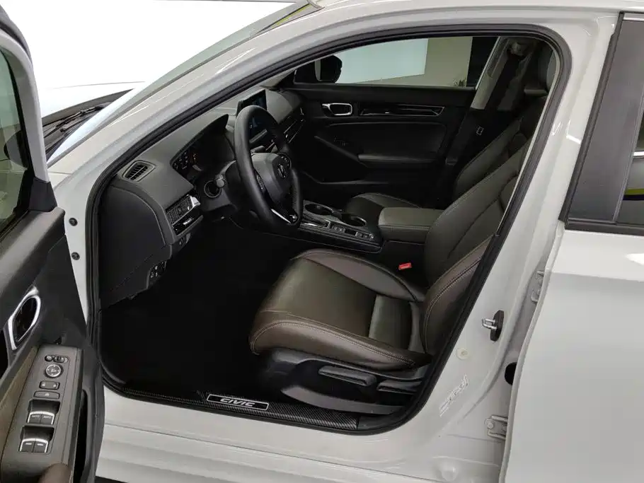 Honda Civic — миниатюра 8