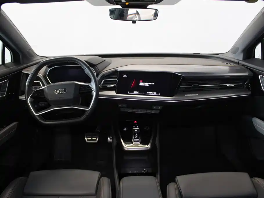 Audi Q4 e-tron — миниатюра 9