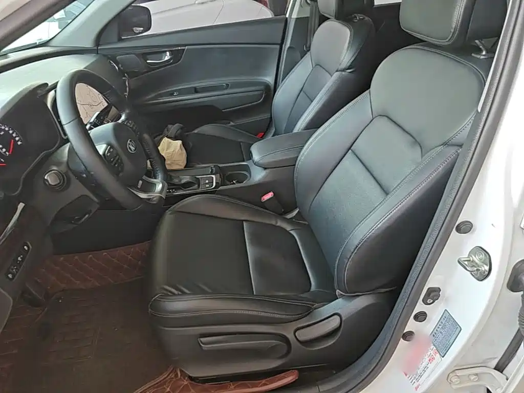 Kia K4 — миниатюра 15