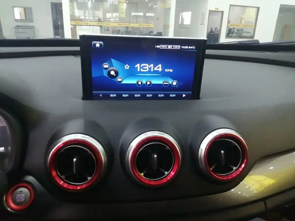Wey Wey VV7 — миниатюра 13