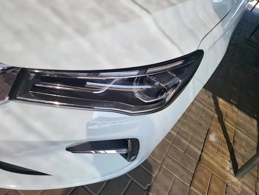 Geely Emgrand — миниатюра 5