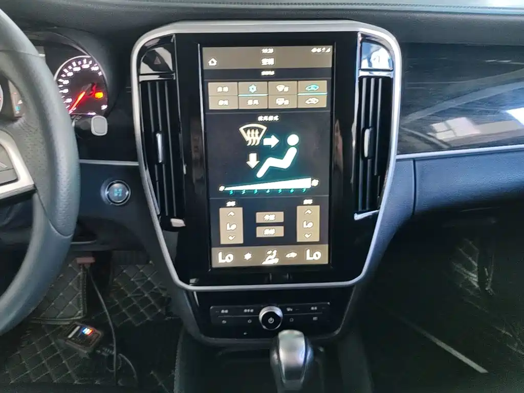 BYD MAX — миниатюра 13