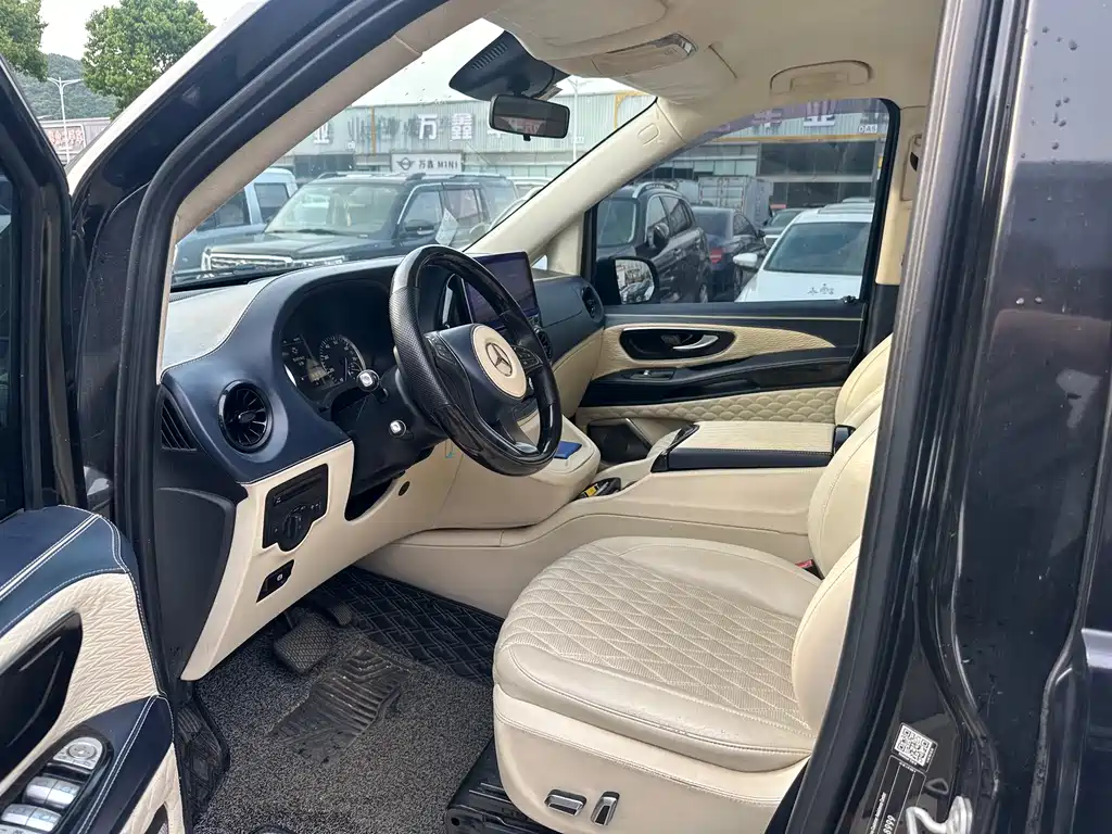 Mercedes-Benz Vito 2016 2.0T Elite