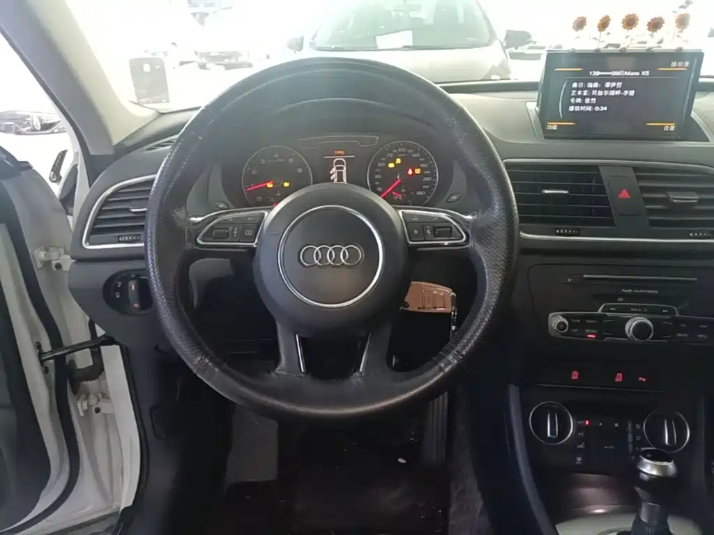 Audi Q3 — миниатюра 11