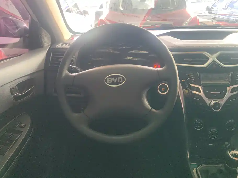 BYD F3 - фото 15