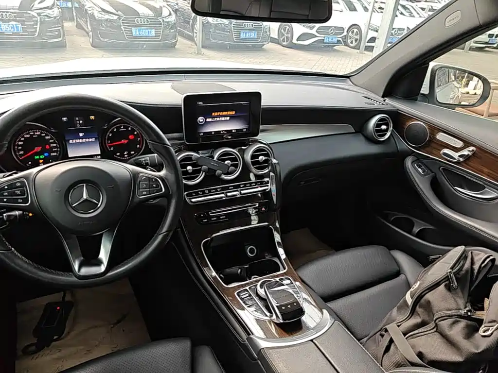Mercedes-Benz GLC — миниатюра 13