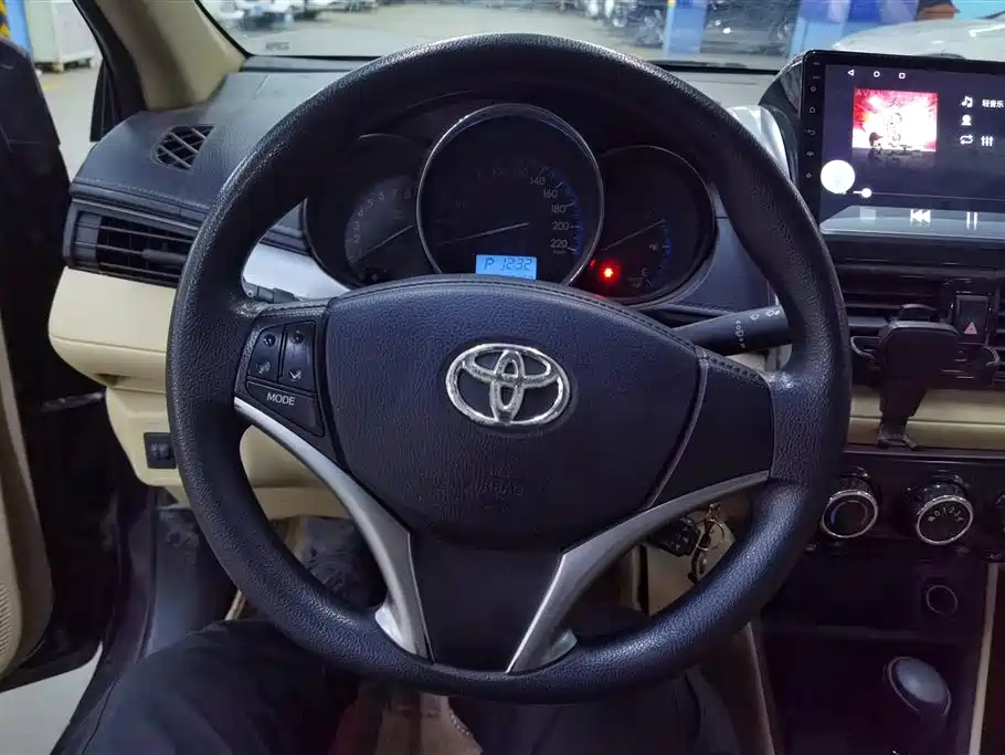 TOYOTA VIOS