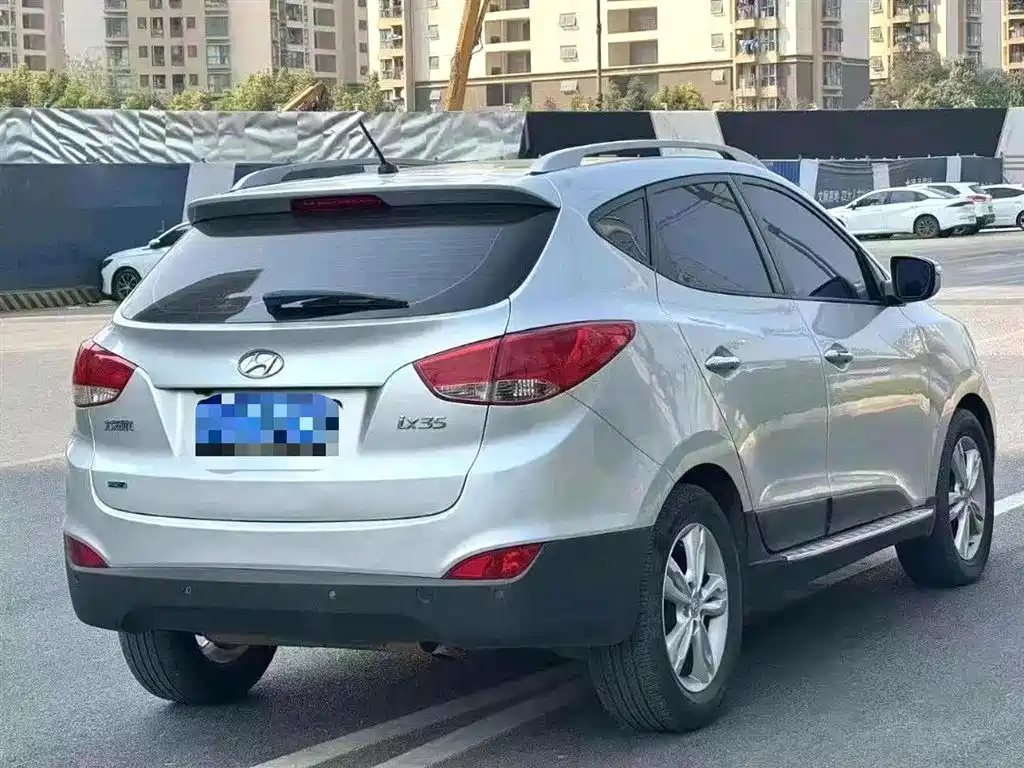Hyundai BAIC Hyundai ix35 ix35 2010 2.0L AT Elite GLS