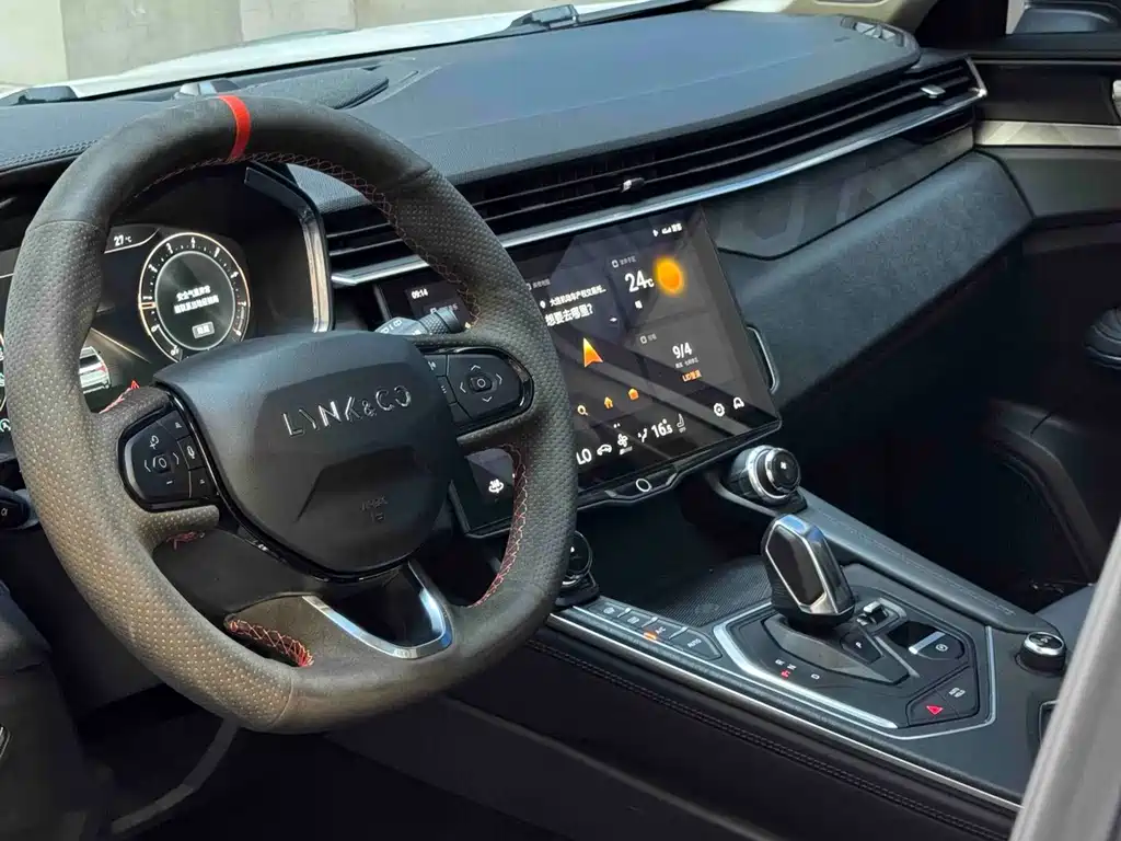 Lynk & Co 01 — миниатюра 6