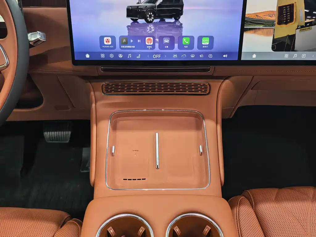 VOYAH Taishan X8 — миниатюра 7