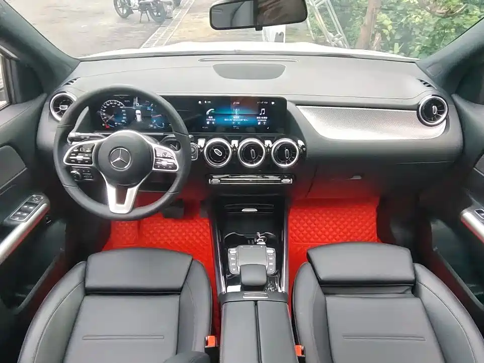 Mercedes-Benz GLA — миниатюра 19