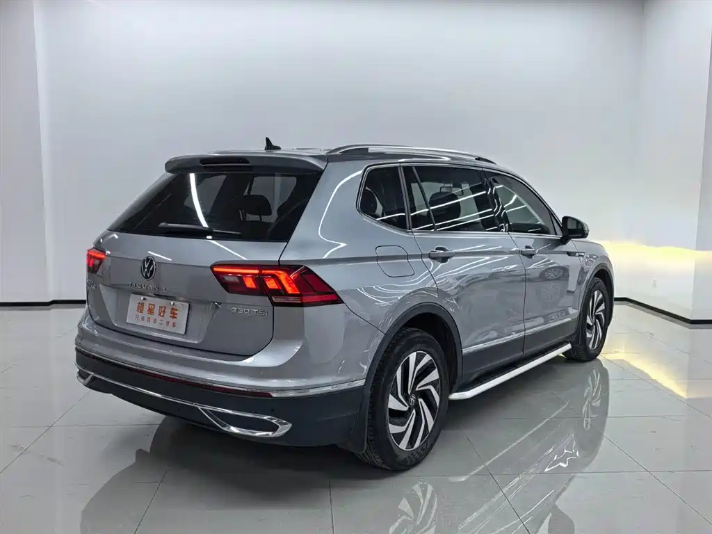 Volkswagen Tiguan L — миниатюра 6