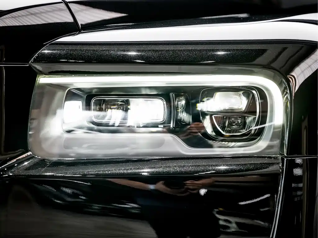 Rolls-Royce Cullinan — миниатюра 5