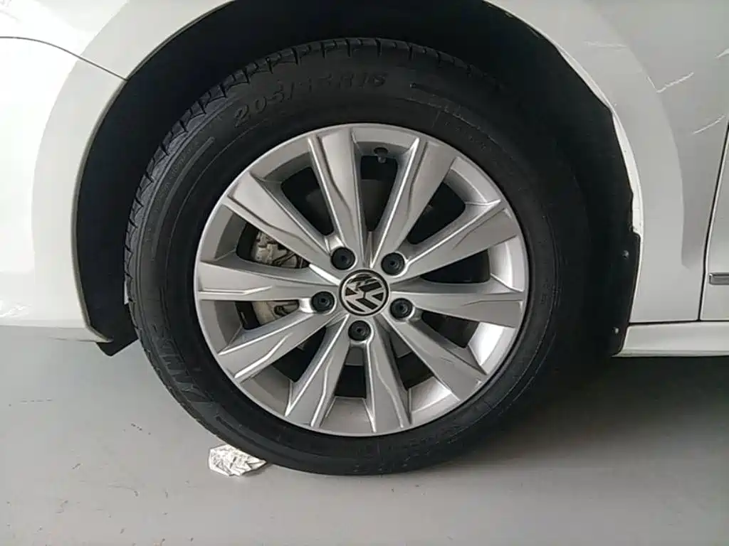 Volkswagen Sagitar — миниатюра 23