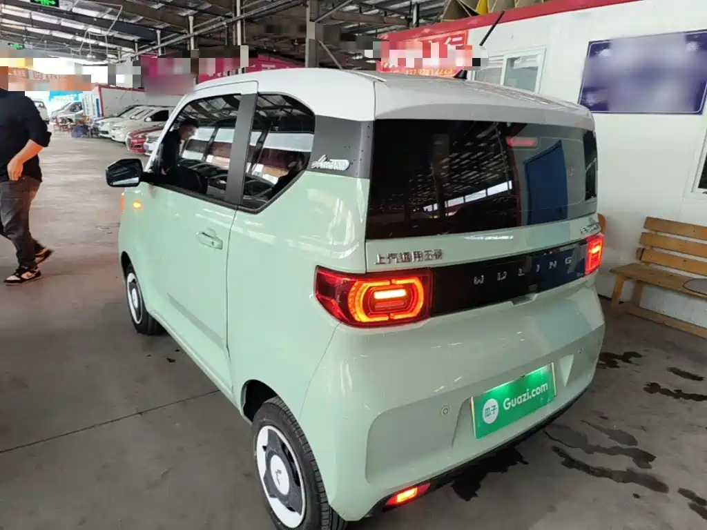 Wuling MINIEV — миниатюра 5