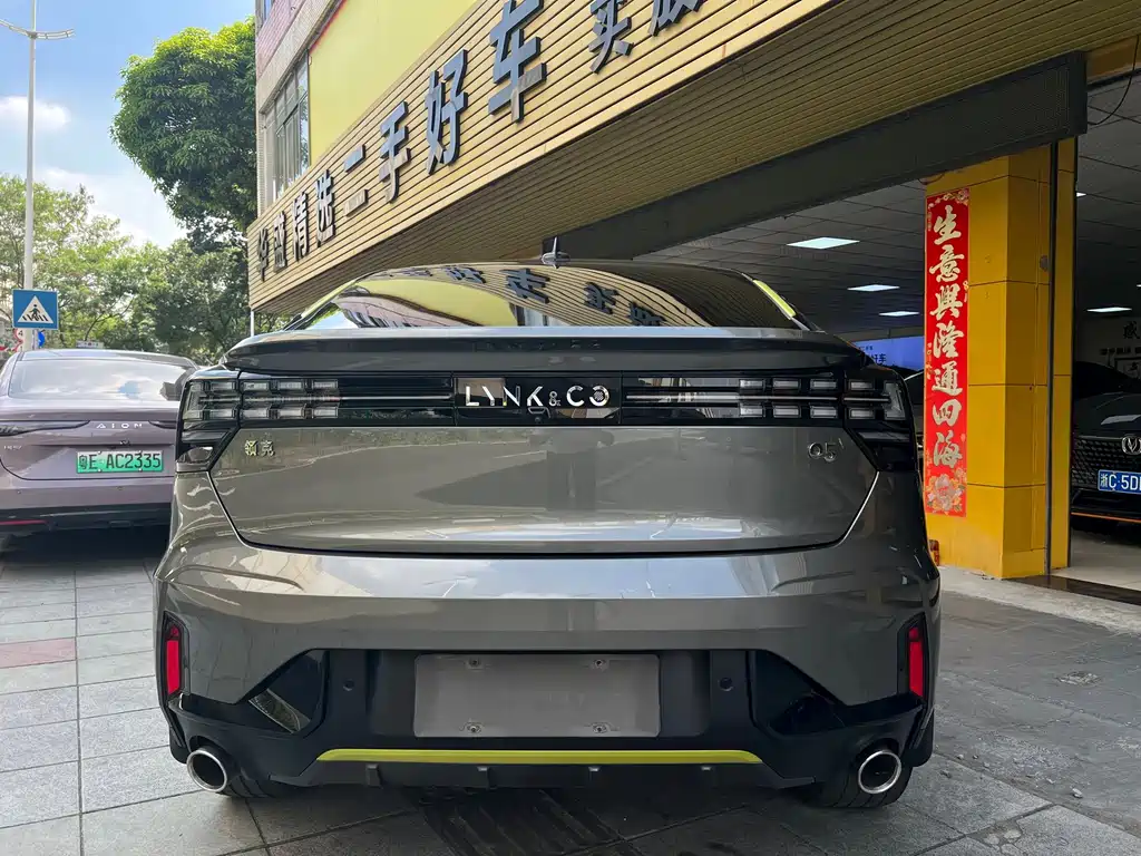 Lynk & Co 05 — миниатюра 5