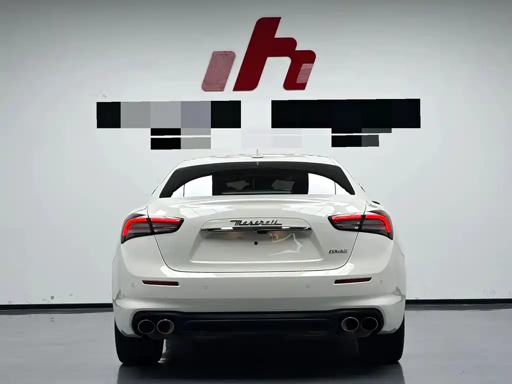 Maserati Ghibli — миниатюра 5