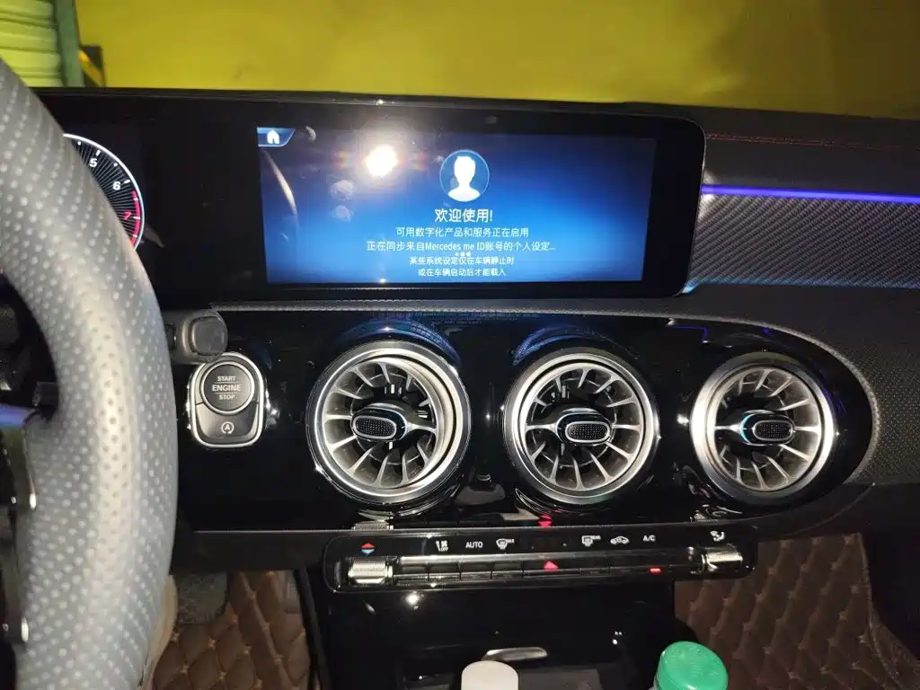 Mercedes-Benz A-Class — миниатюра 9