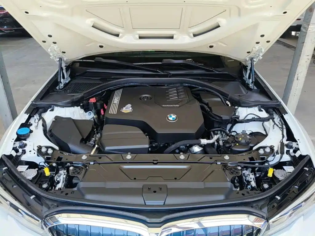 BMW 3 Series — миниатюра 20