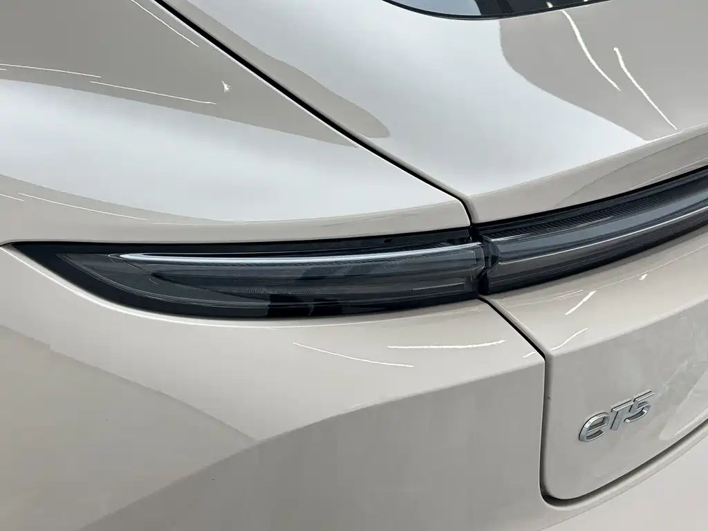 NIO ET5 — миниатюра 16